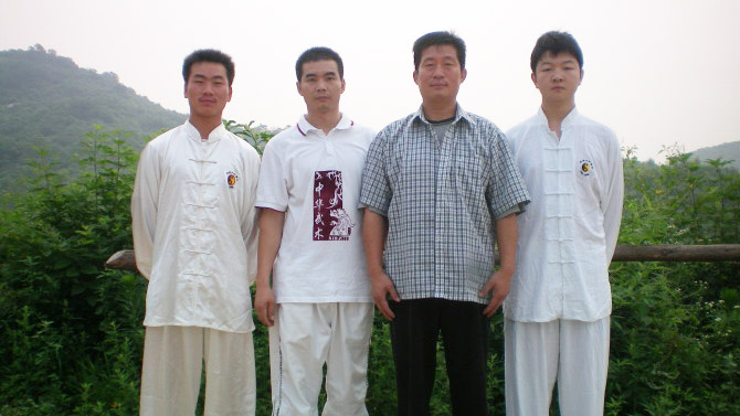 深圳向奇